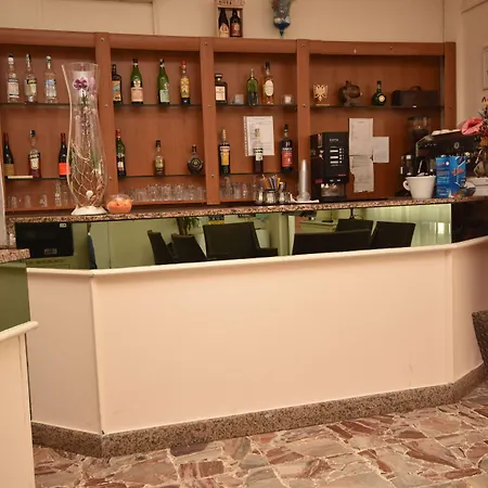 Venere Hotel 3*