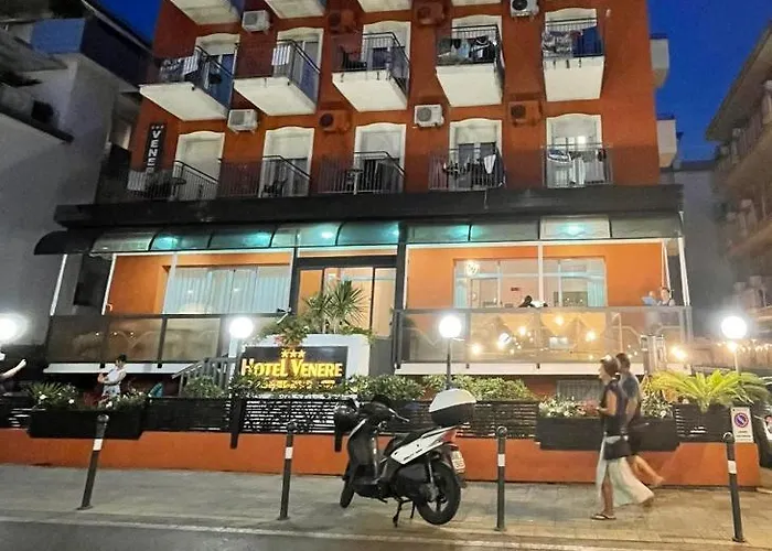 Venere Hotel 3*