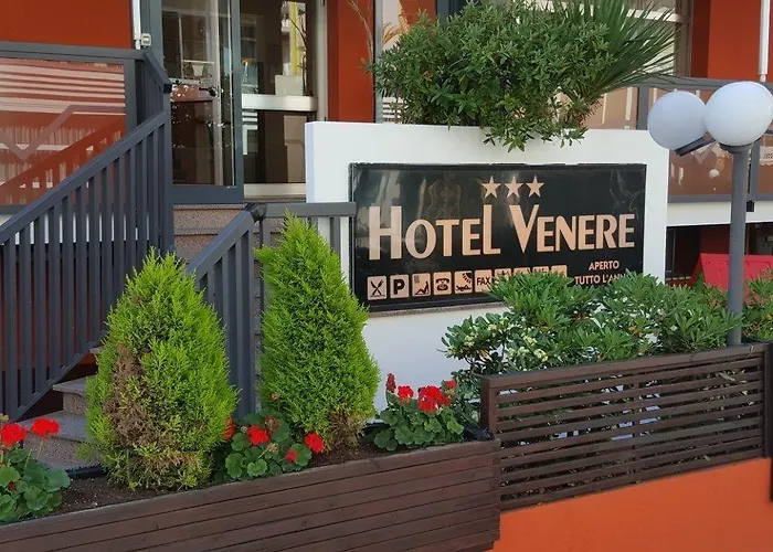 Venere Hotell 3*